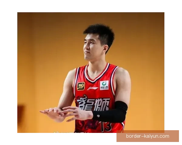 广州队锋线火力全开，迎来新赛季冲冠表现亮眼。